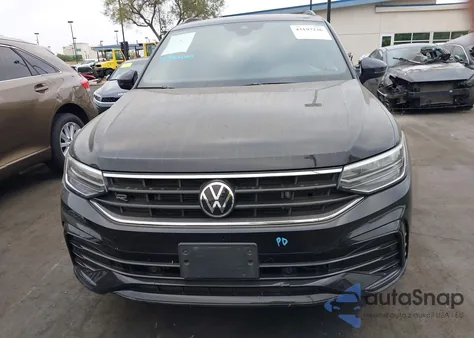 2023 Volkswagen Tiguan 2.0T Se R-Line Black from USA, damaged, VIN 3VVCB7AX8PM060810